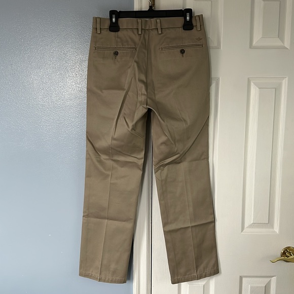 Dockets Signature Khaki Pants - Picture 2 of 5